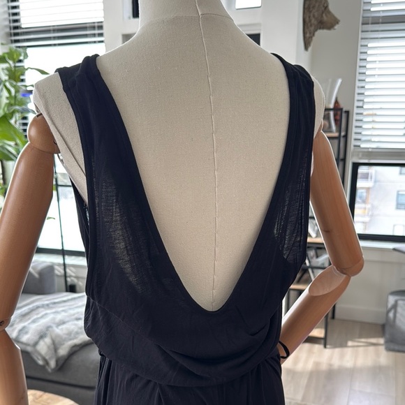 Lascana Elegant V-Neck Black Sleeveless open-back Wide-Leg Jumpsuit Size Large - Picture 3 of 10